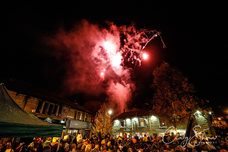 944_HebdenBridgeXmaslights2016_HRTC_craigshaw