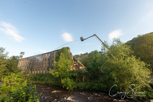 130_WalkleyClogsMillFire_2019_craigshaw