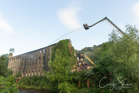 134_WalkleyClogsMillFire_2019_craigshaw