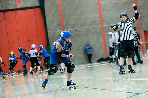 1082_BruisingBanditasVsWakeyOct2013_bluplanetphoto