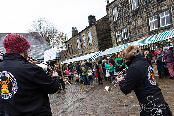 631_MytholmroydXmasLights_Nov2019_craigshaw