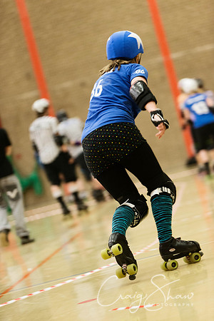 250_BruisingBanditasVsWakeyOct2013_bluplanetphoto-Edit