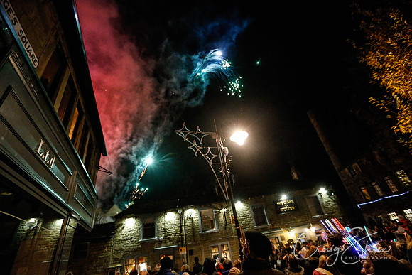 996_HebdenBridgeXmaslights2016_HRTC_craigshaw