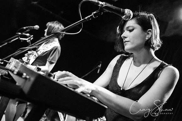379_SeptemberGirls_Deadwall_Tradesclub_bluplanetphoto