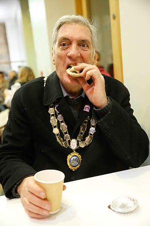 1434_HebdenBridgeXmaslights2016_HRTC_craigshaw
