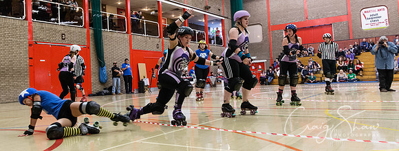 747_BruisingBanditasVsWakeyOct2013_bluplanetphoto