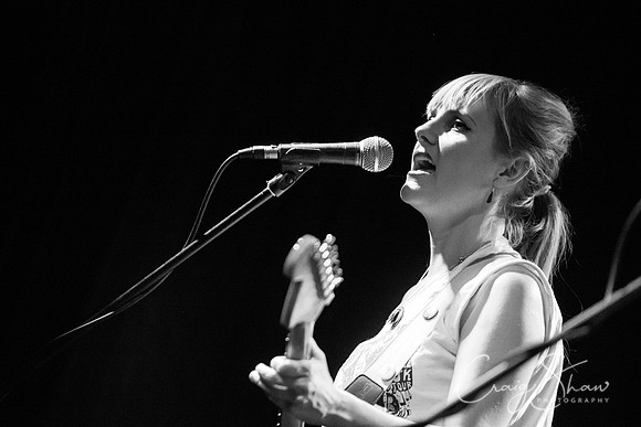 697_SeptemberGirls_Deadwall_Tradesclub_bluplanetphoto