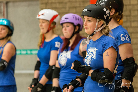 113_BruisingBanditasVsWakeyOct2013_bluplanetphoto