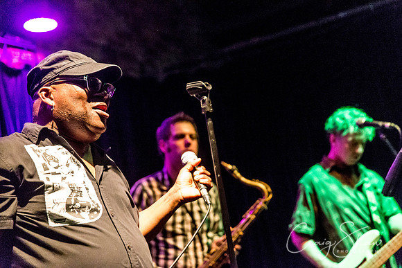 847_barrencewhitfieldandthesavages_Nov2014_craigshaw
