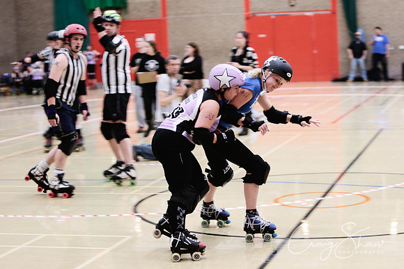 943_BruisingBanditasVsWakeyOct2013_bluplanetphoto