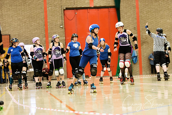 1020_BruisingBanditasVsWakeyOct2013_bluplanetphoto