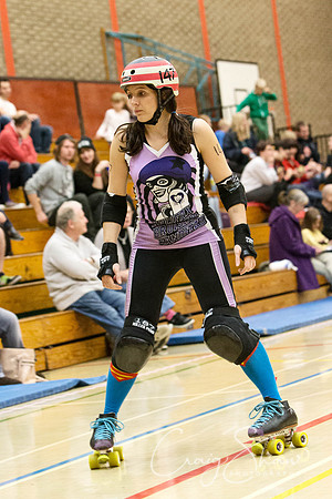 43_BruisingBanditasVsWakeyOct2013_bluplanetphoto