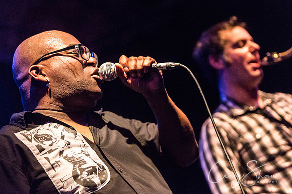 1430_barrencewhitfieldandthesavages_Nov2014_craigshaw