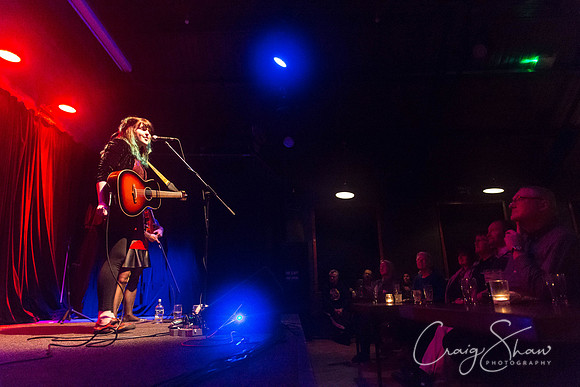 258_LucyWard+support_tradesclub_Dec2013_bluplanetphoto