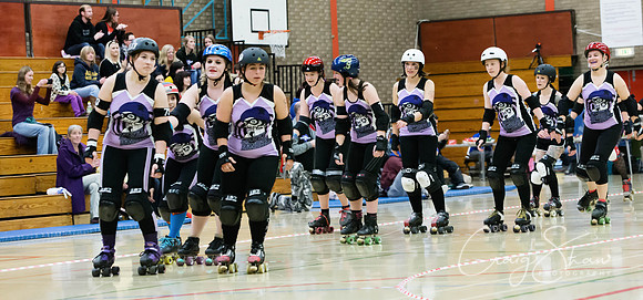 136_BruisingBanditasVsWakeyOct2013_bluplanetphoto