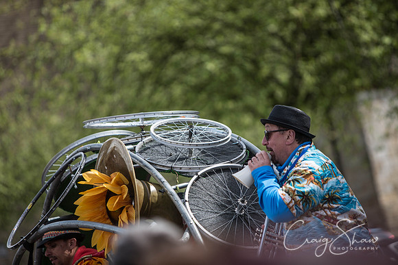 2069_fantasticalcycleparade_April2014_bluplanetphoto