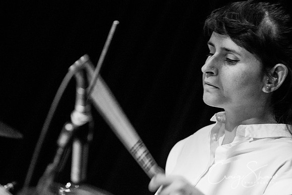 829_SeptemberGirls_Deadwall_Tradesclub_bluplanetphoto