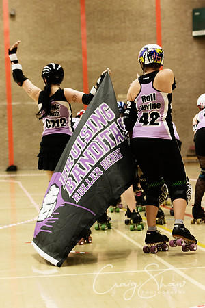 121_BruisingBanditasVsWakeyOct2013_bluplanetphoto